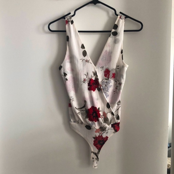 Tops - XS bodysuit from Dynamite